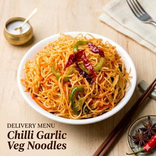 Veg Hakka Noodles Chilli Garlic